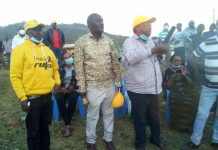 Do not vote for my mother, she abandoned me at 3 months – Moses Muthama 158371049_1380941912258700_7994789420220201374_n