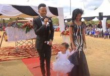 Kasolo in tears narrating life and times of Grandma Mukwenze during her burial 199548177_109618194688986_3028718588537968897_n