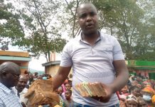 Drama as Makueni Ruto man is chased by Boda Boda riders over money promised by Ruto img-20211217-wa0032