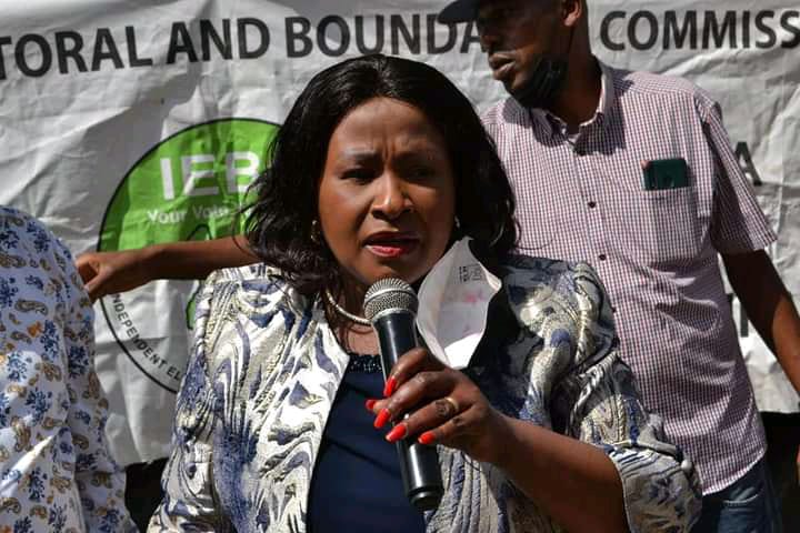Wavinya calls for peaceful campaigns as section of Mlolongo and Kyumbi youths try to disrupt her campaigns