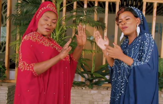 Stella Mengele Features Rose Muhando In her latest Song Nimebarikiwa