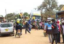Drama as supporters of Kitui West MP Edith Nyenze Clash with those of her Opponent Benedict Muasya 20220530124114_img_0010