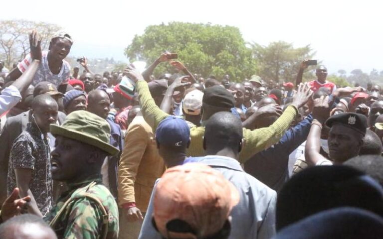 Maendeleo chap chap and UDA supporters clash at a rally in Makindu