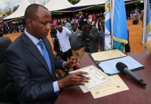 Governor Mutula stern warning to Makueni county employees 20220825_210123