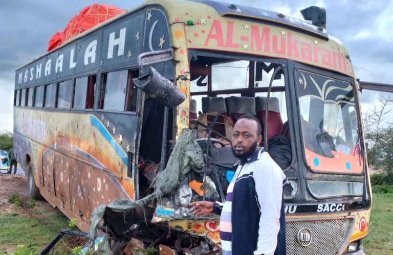 Kitui: 4 dead after bus collides with a matatu