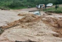 Mbooni:2 narrowly escape after water sweeps their vehicle