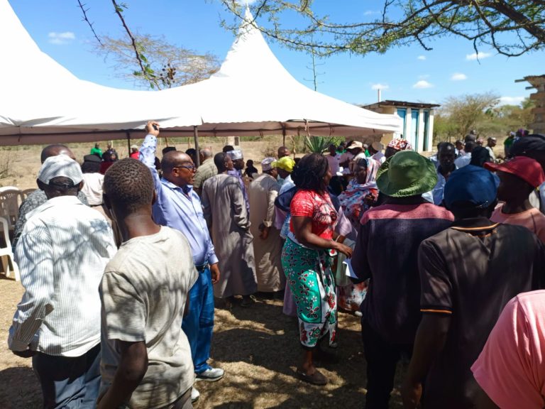 Tala: Uproar as Government Fails to Give Verdict on Darul Irshad Centre